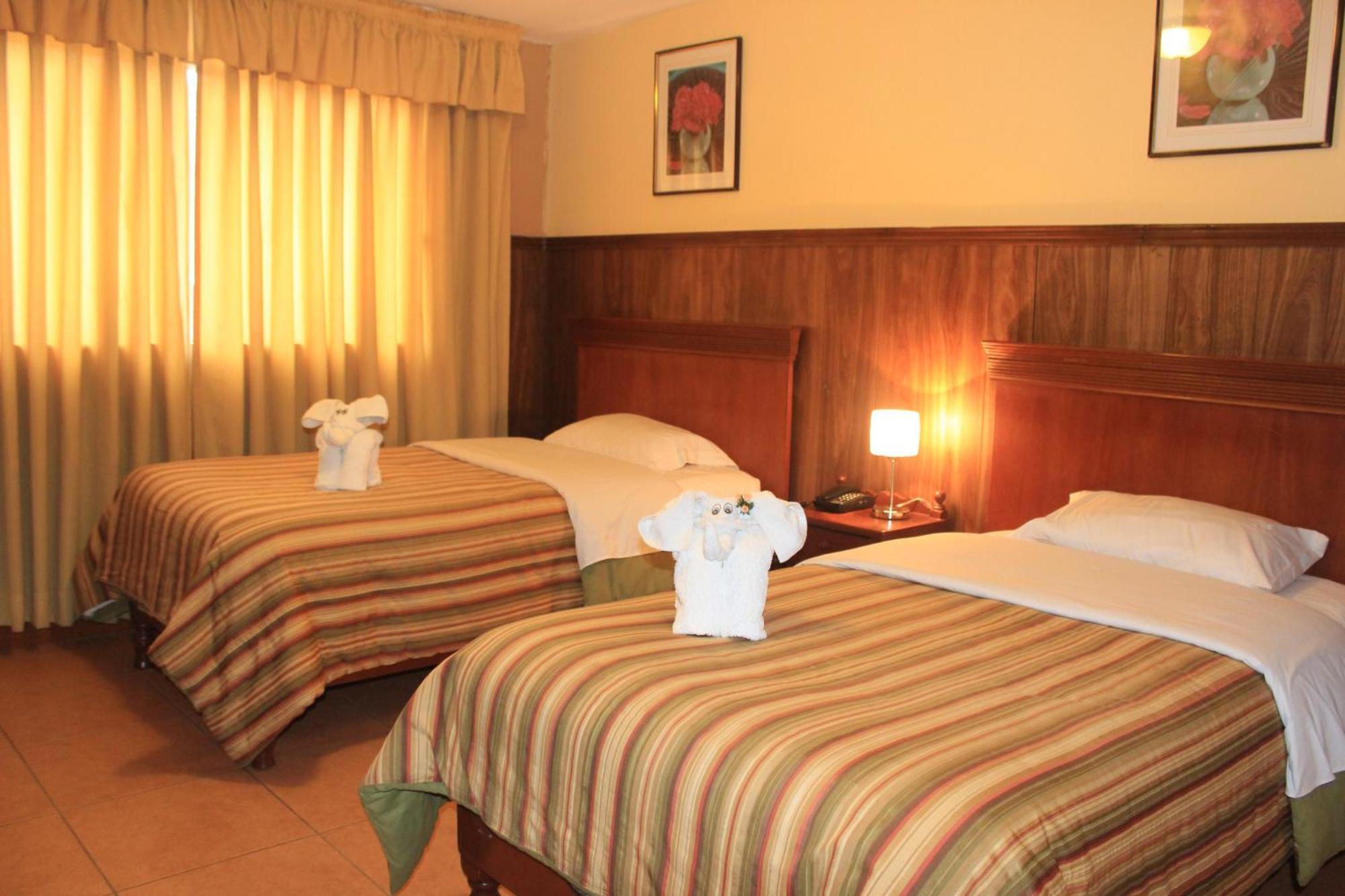 Hotel El Tumi 2 ワラス エクステリア 写真